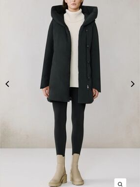 CAMELIA-U Signature Down Coat - Black
